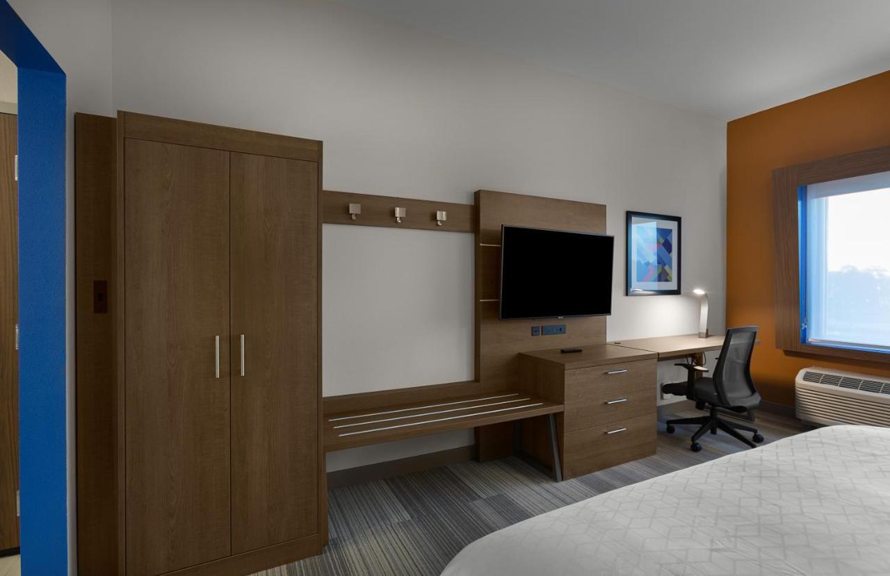 Holiday Inn Express & Suites - Fayetteville South By Ihg Zewnętrze zdjęcie