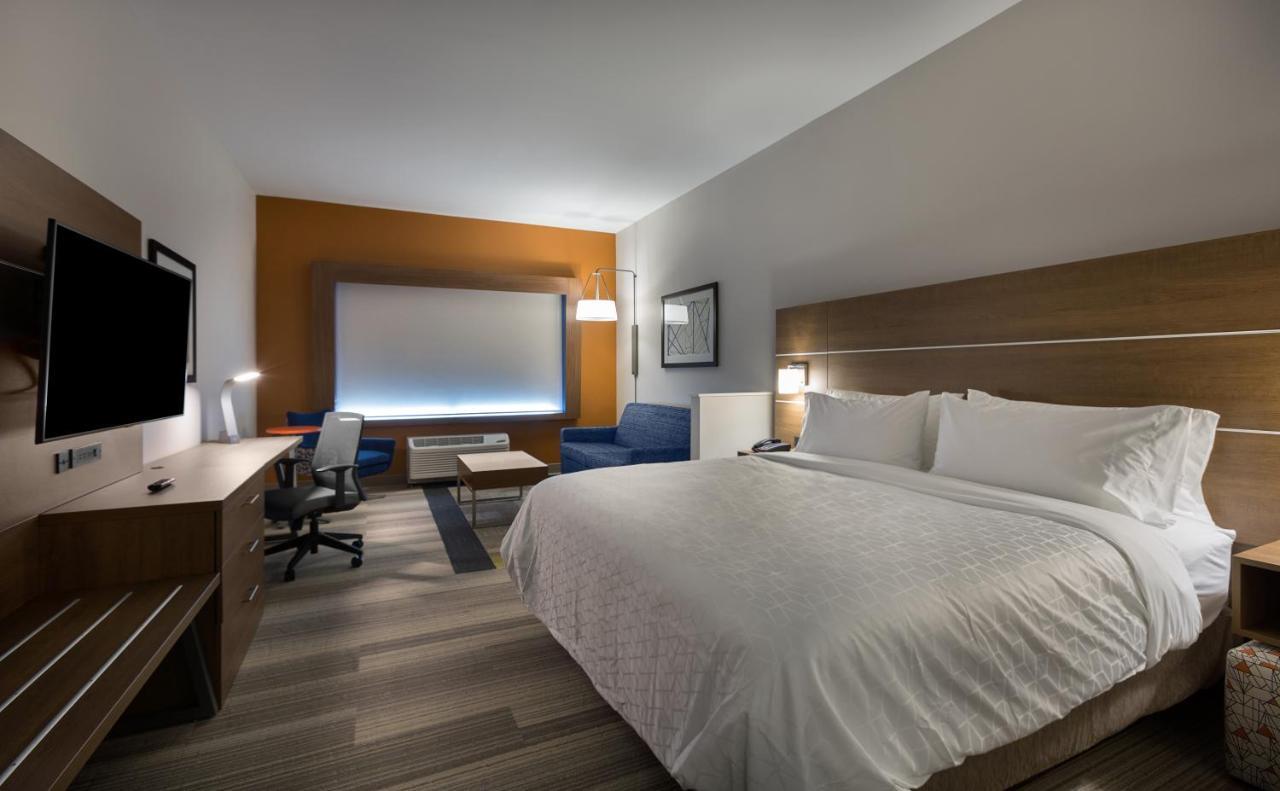 Holiday Inn Express & Suites - Fayetteville South By Ihg Zewnętrze zdjęcie